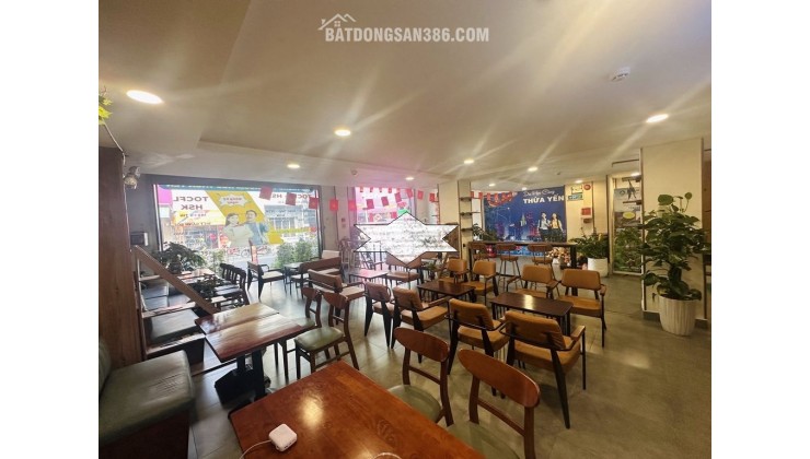 Cho thuê nhà Mặt Tiền Hòa Bình q.Tân Phú 120m²- NGANG 10M - 28Triệu - GẦN CHỢ